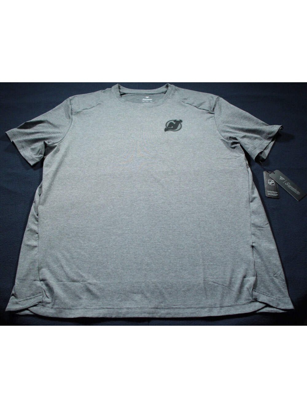 New Jersey Devils 2XL Fanatics Signature T-Shirt NWT Shirt NHL Hockey Gray